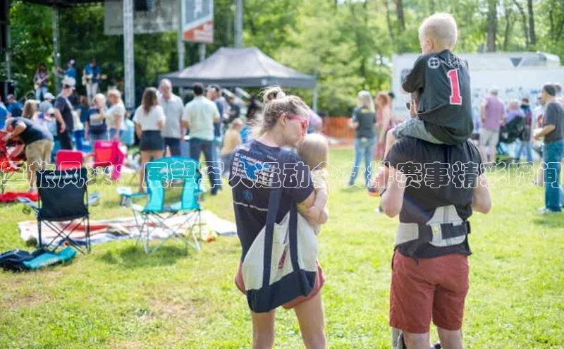 军旅风采：展望军人运动会女排赛事精彩瞬间